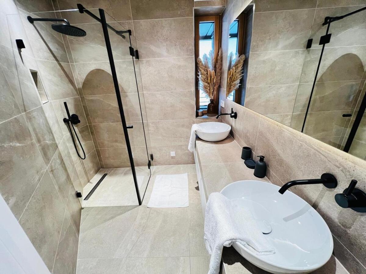 Appartement Charming 1 Bedroom With Balcon And Parking